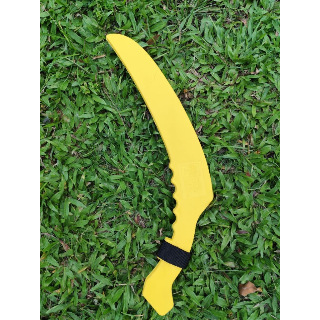 Sarung egrek untuk alat sawit