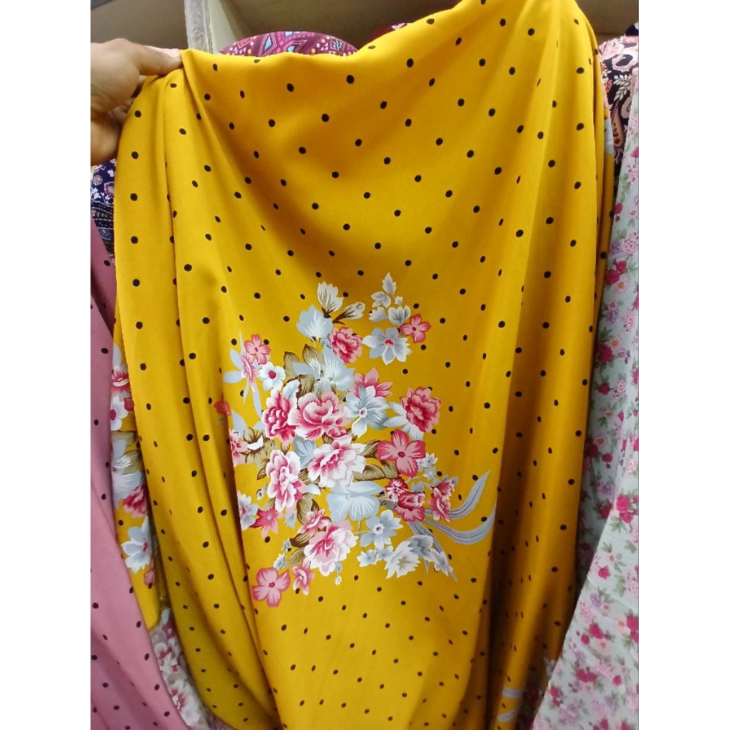 Kain/Bahan wolpis motif premium meteran//Kain wolpeach premium motif kembang//bahan wolfis motif met