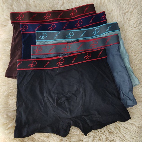 CD / Celana Dalam Boxer Pria Merk Romario 4-900 Ukuran M