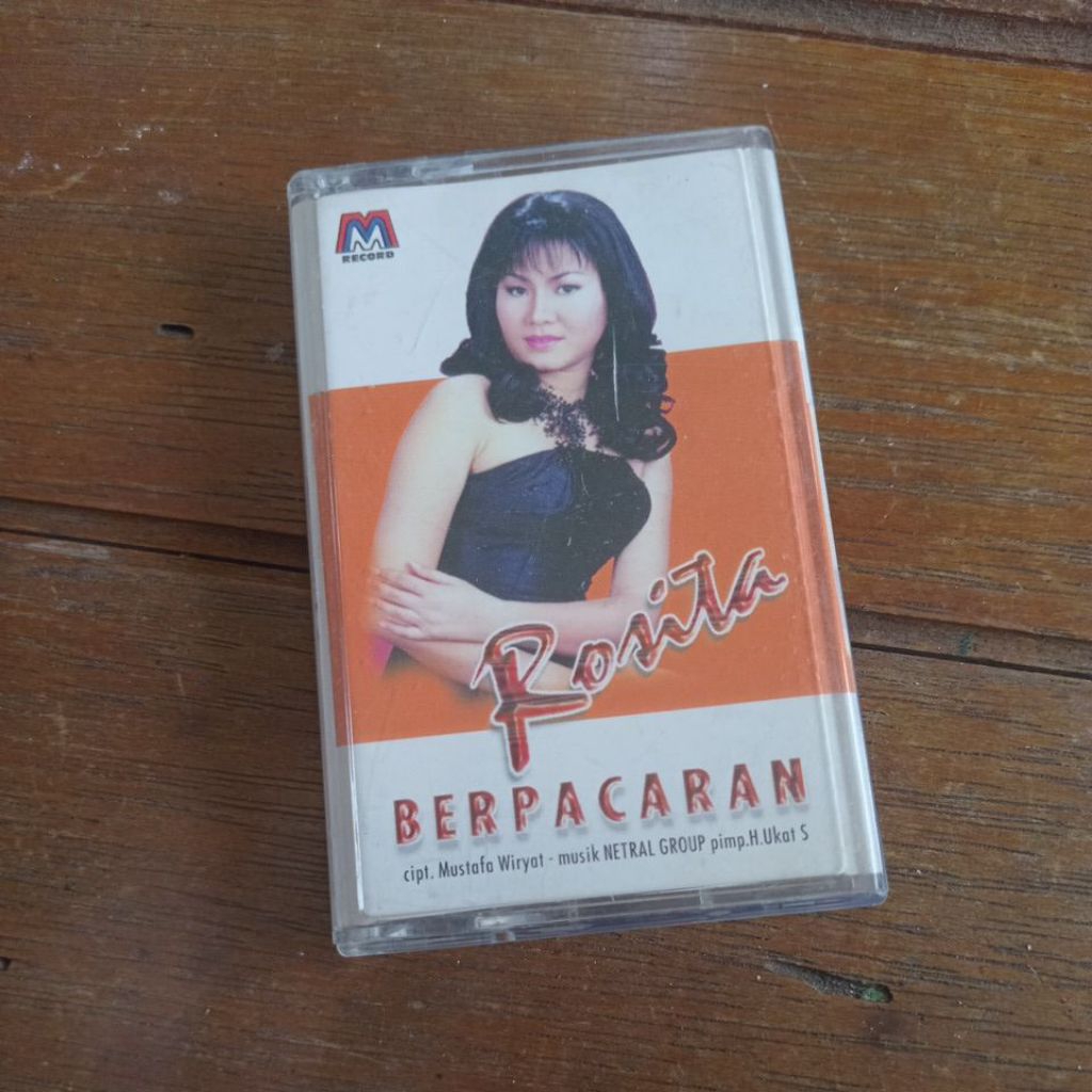 Kaset Koleksi Rosita Berpacaran/musika selaras citra lengkap ttd artis