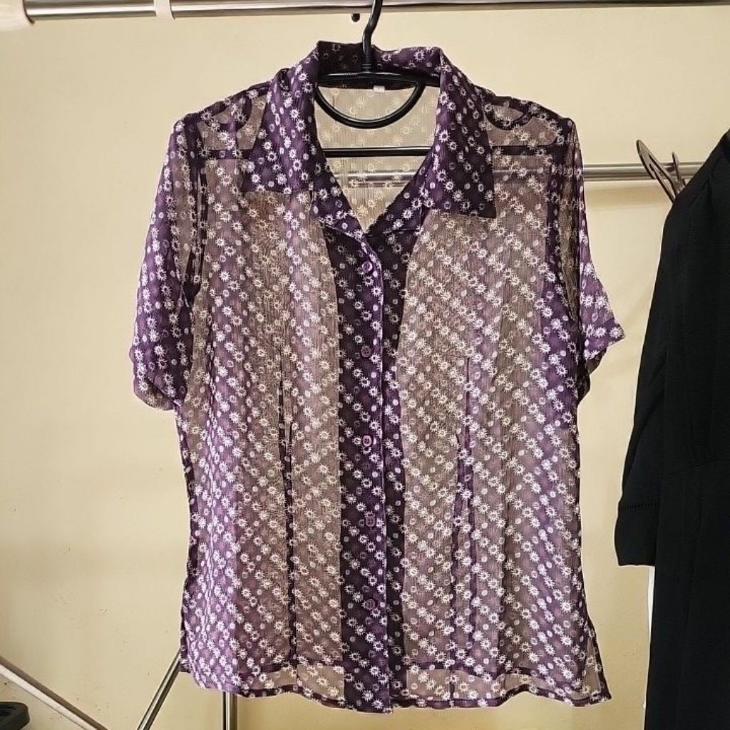 kemeja tipis menerawang