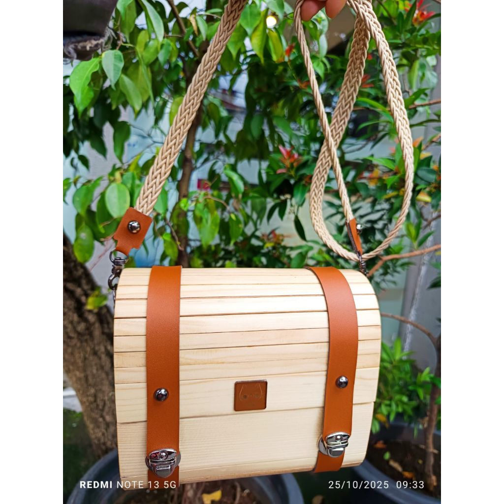 tas unik kayu