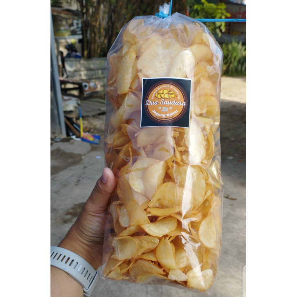 500 gr keripik singkong dua saudara rasa balado & jagung bakar enak renyah gurih harga kiloan murah 