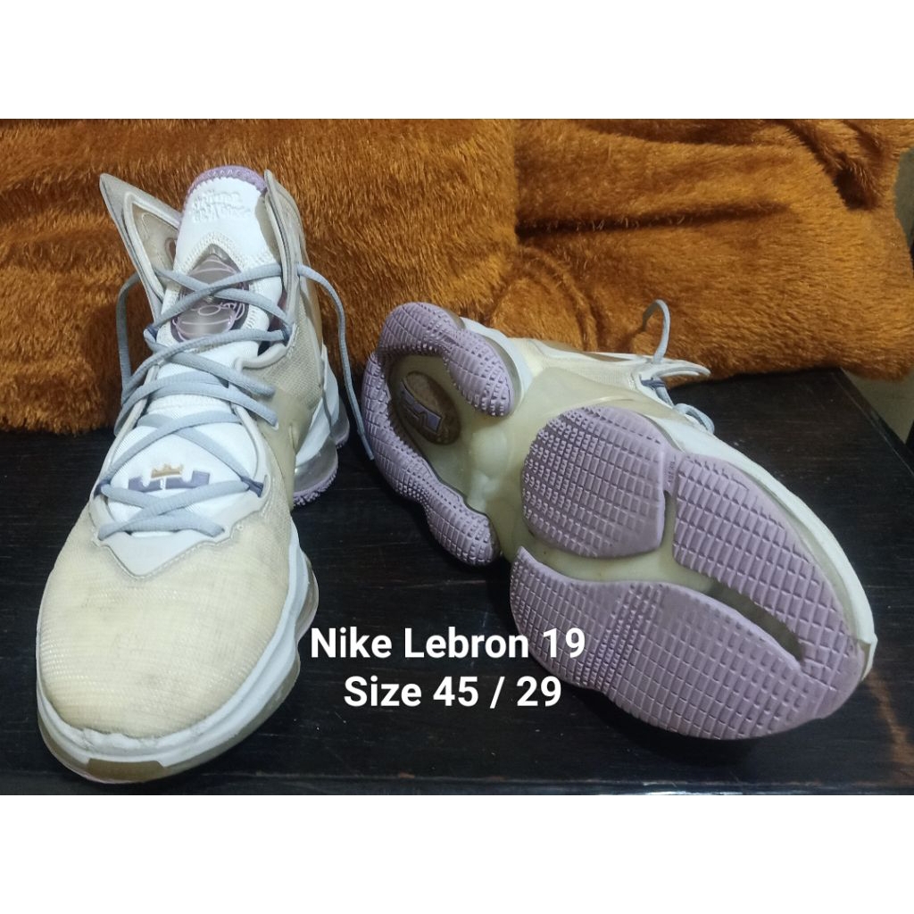 NIKE_LEBRON19