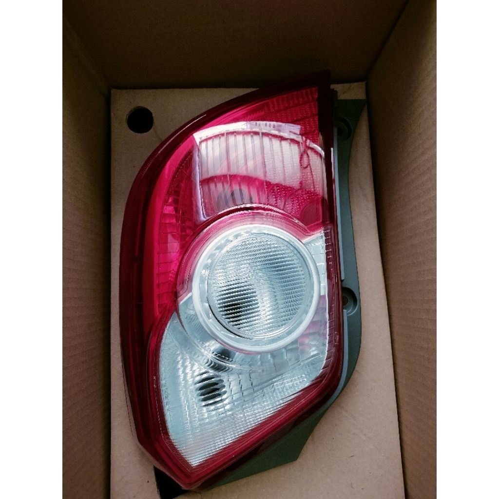 lampu stop stop lamp lampu belakang blk Agya Ayla Toyota Agya Daihatsu Ayla original