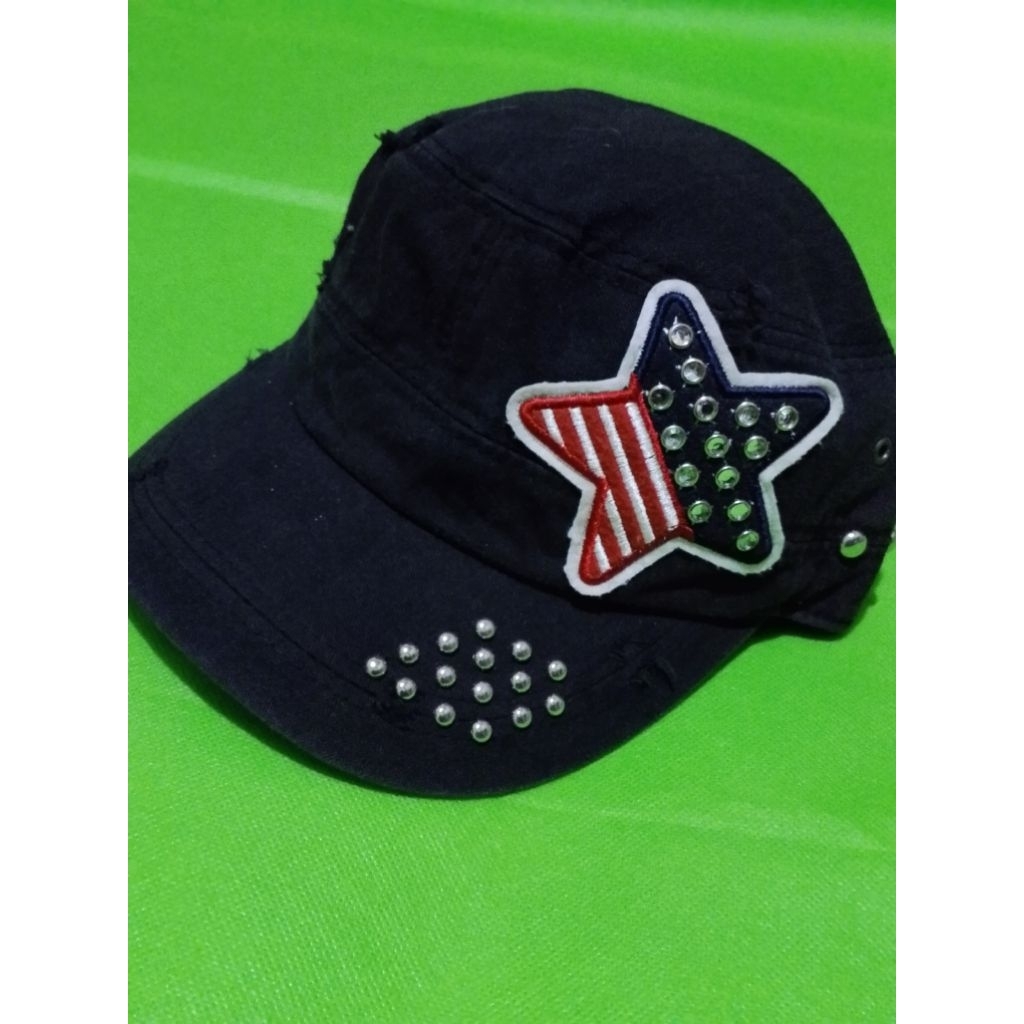 Topi ku komando ripet ripet