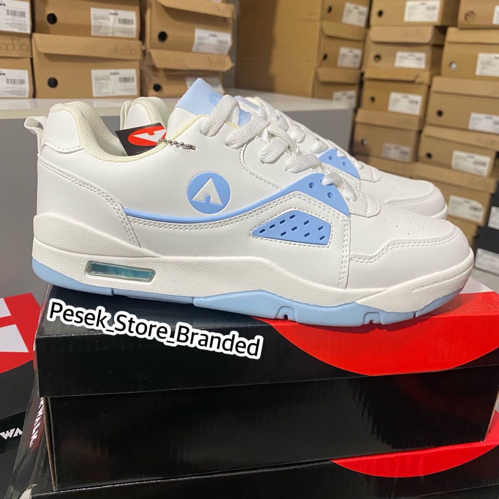 Sepatu Airwalk Conrad warna putih biru size 40 original