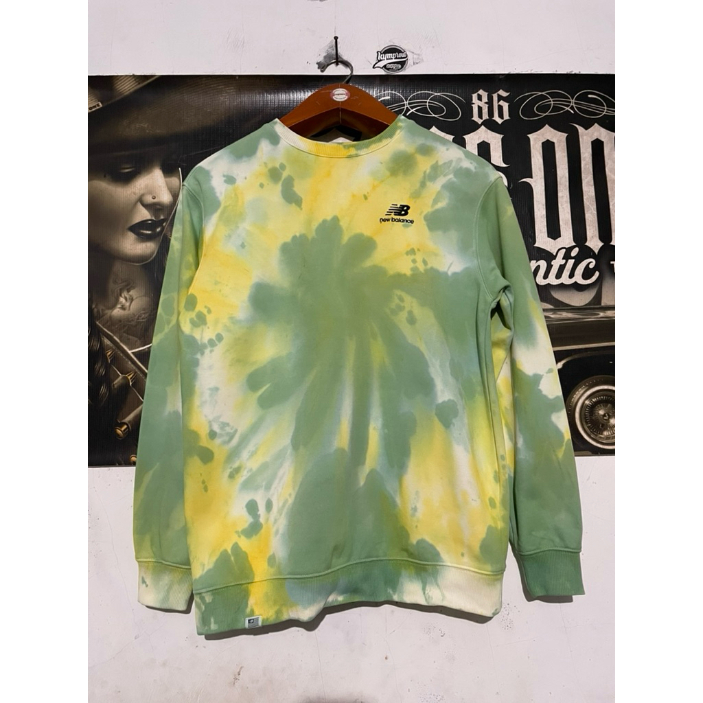 crewneck new balance second