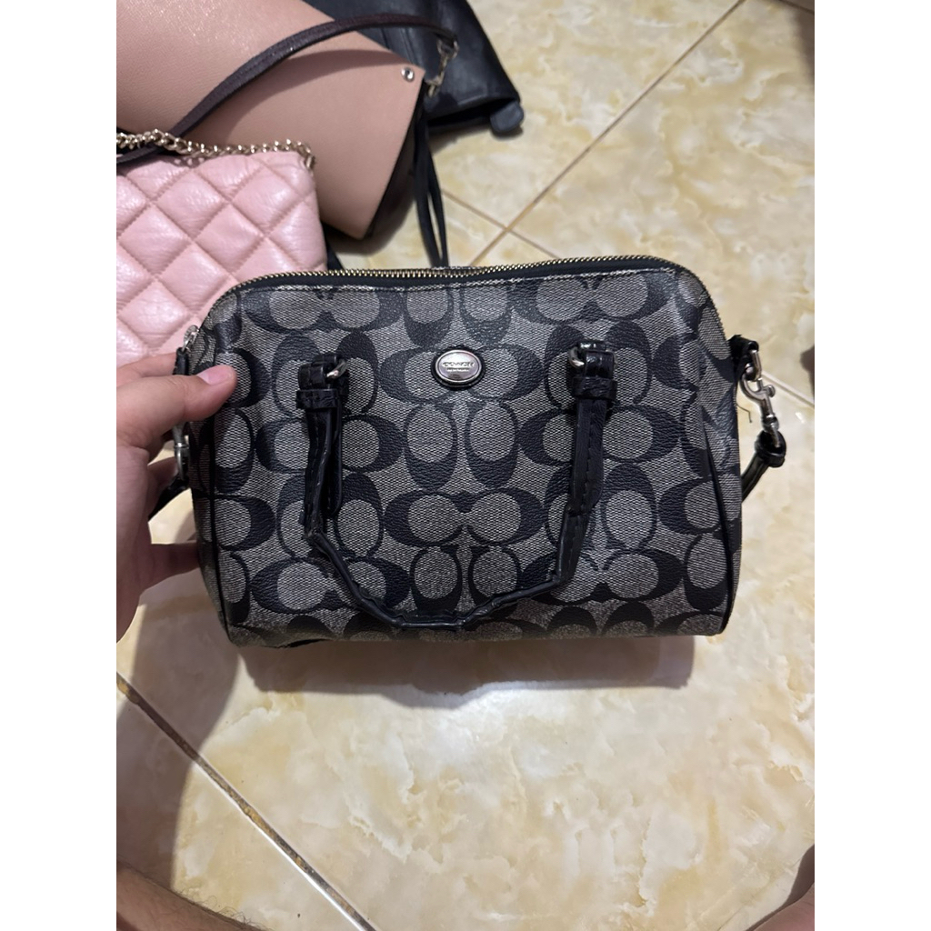 Coach Peyton Signature Bennete Mini