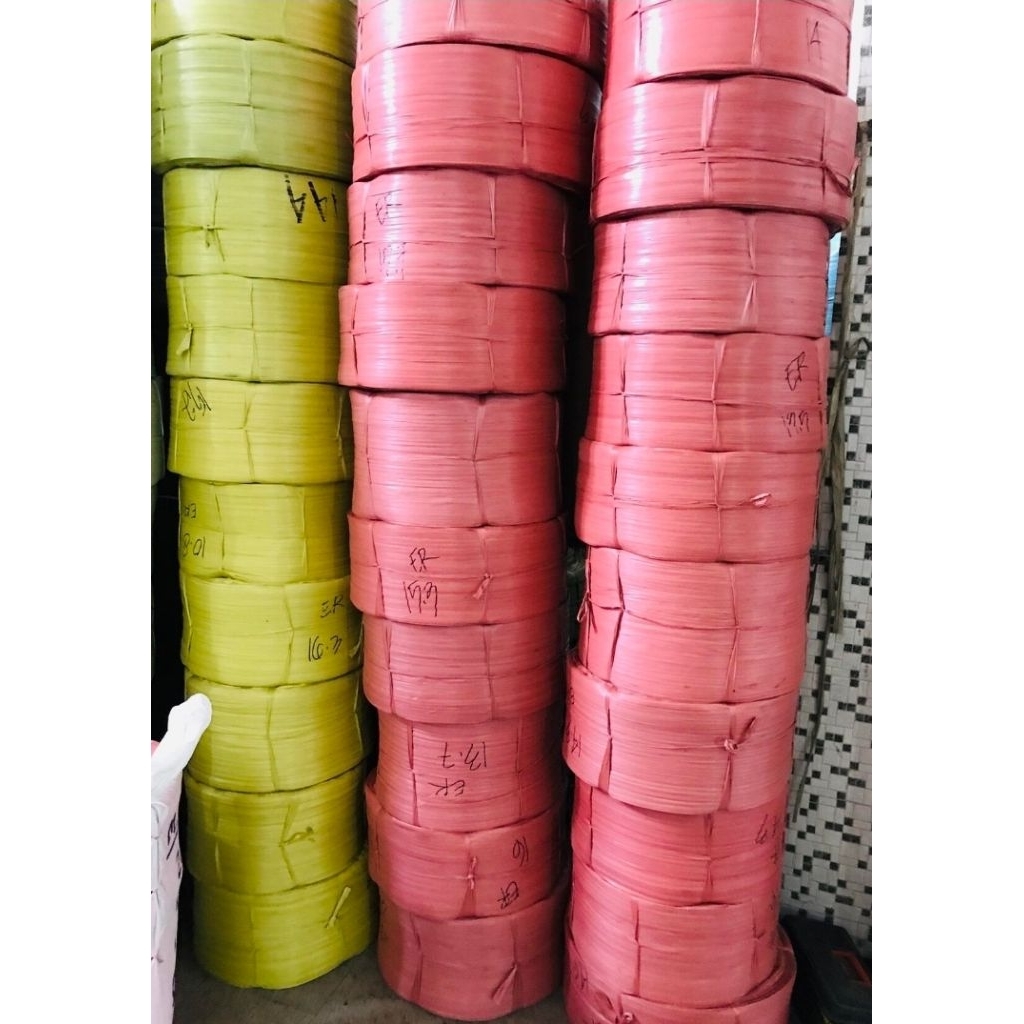 Tali rafia gulungan besar warna -+25Kg