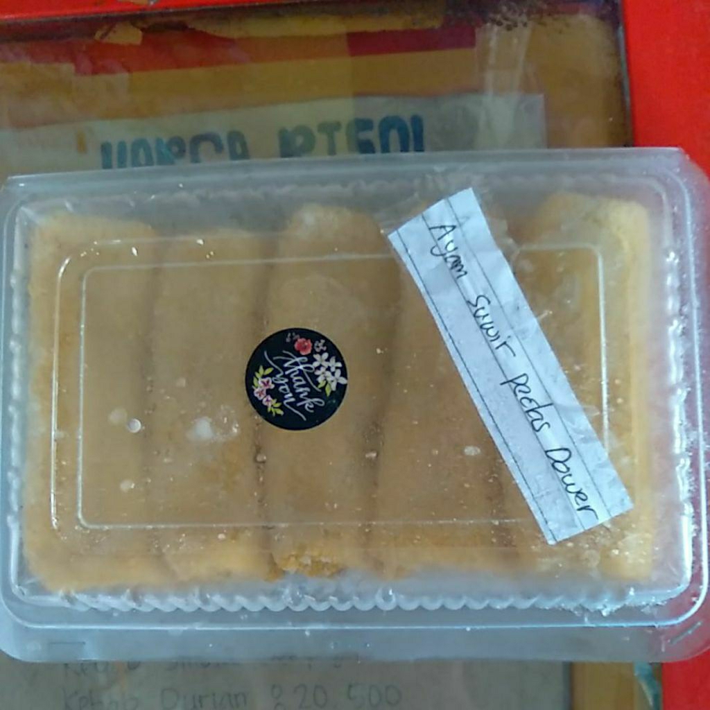 Risol ayam suwir pedas