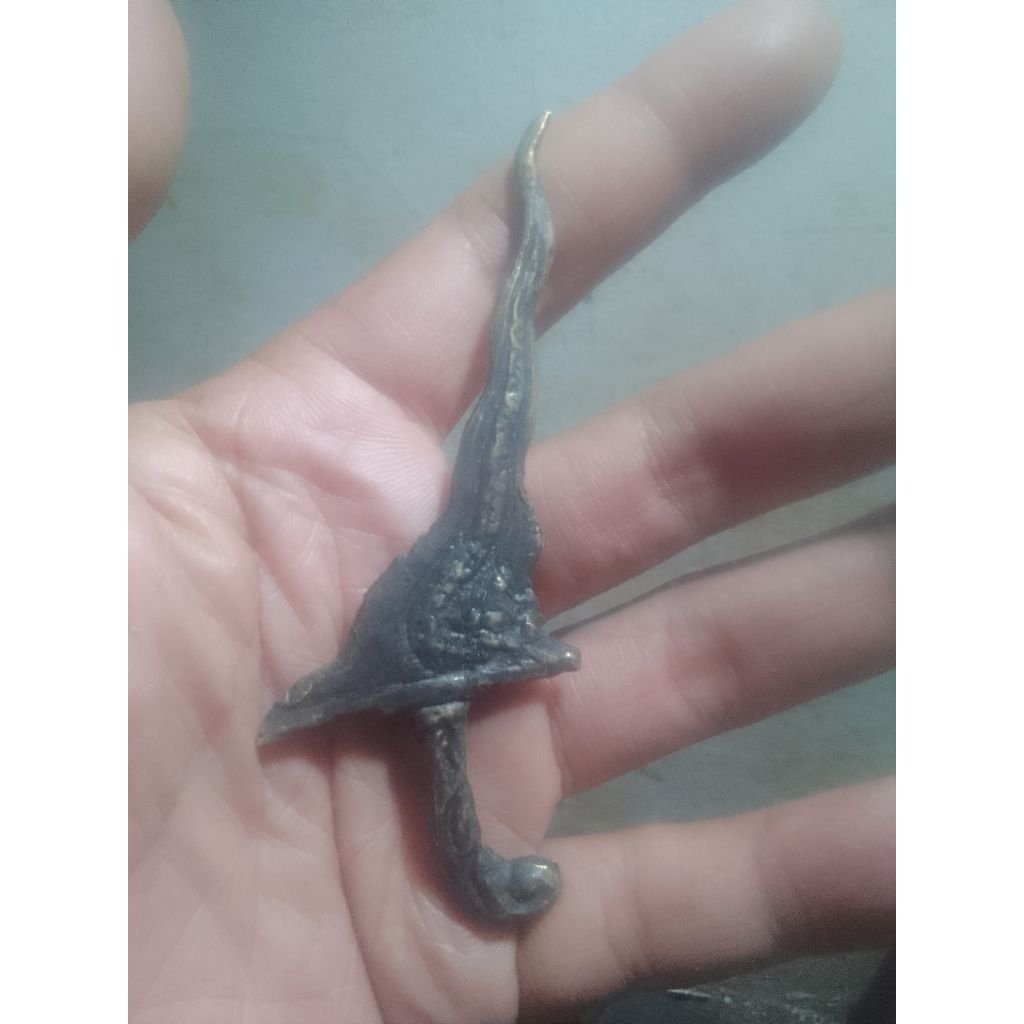 benda unik antik temuan x