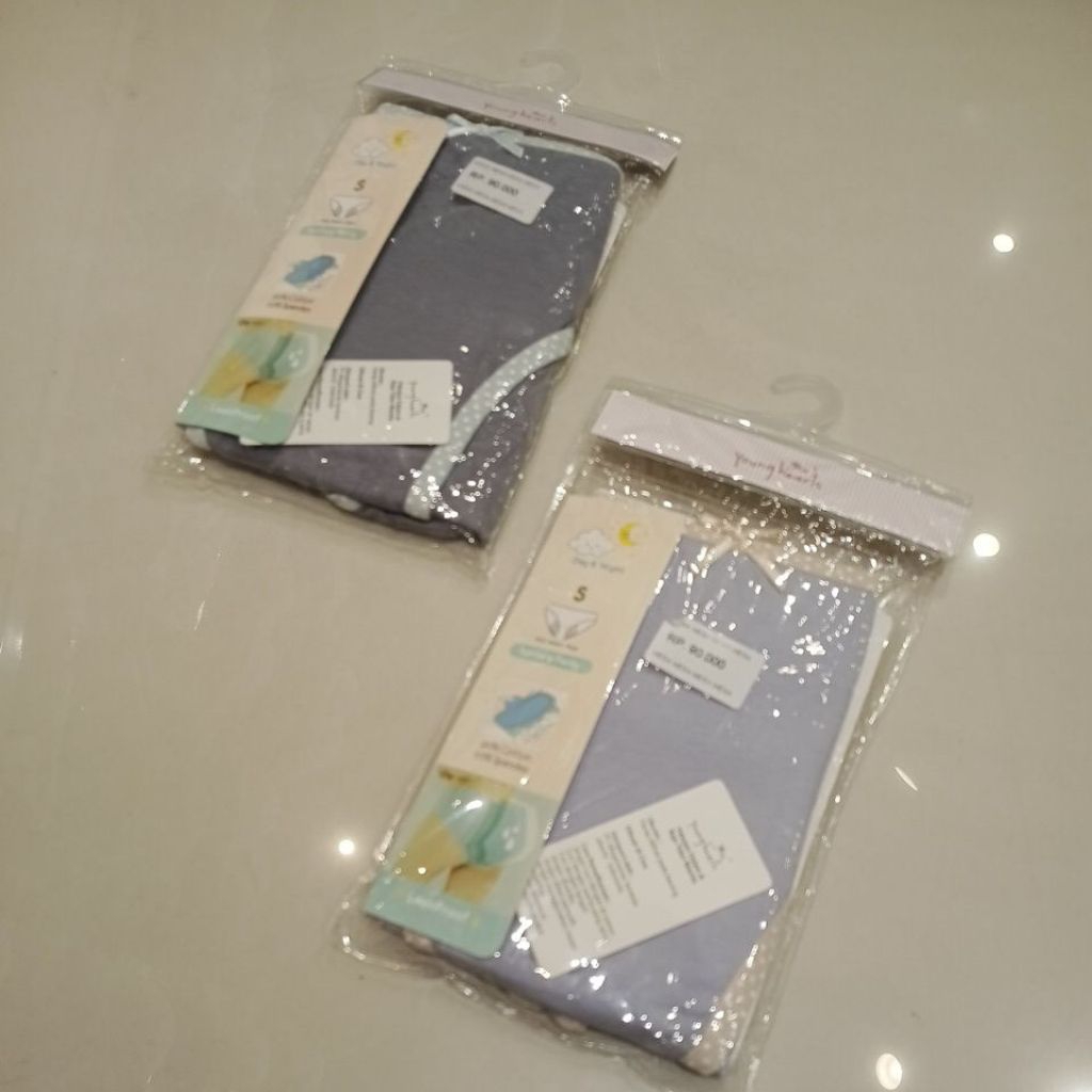 younghearts sanitary panty/celana dalam menstruasi