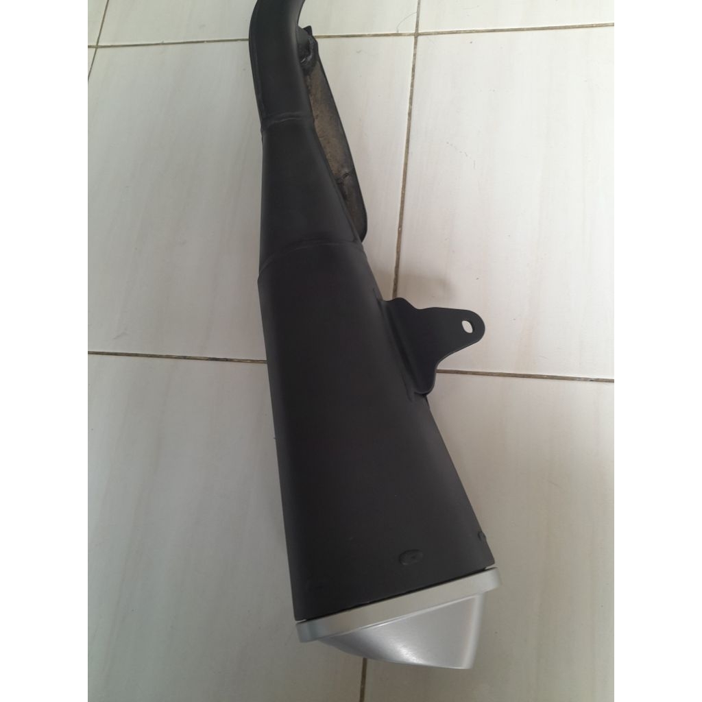 knalpot standar original suzuki GSX 150 R