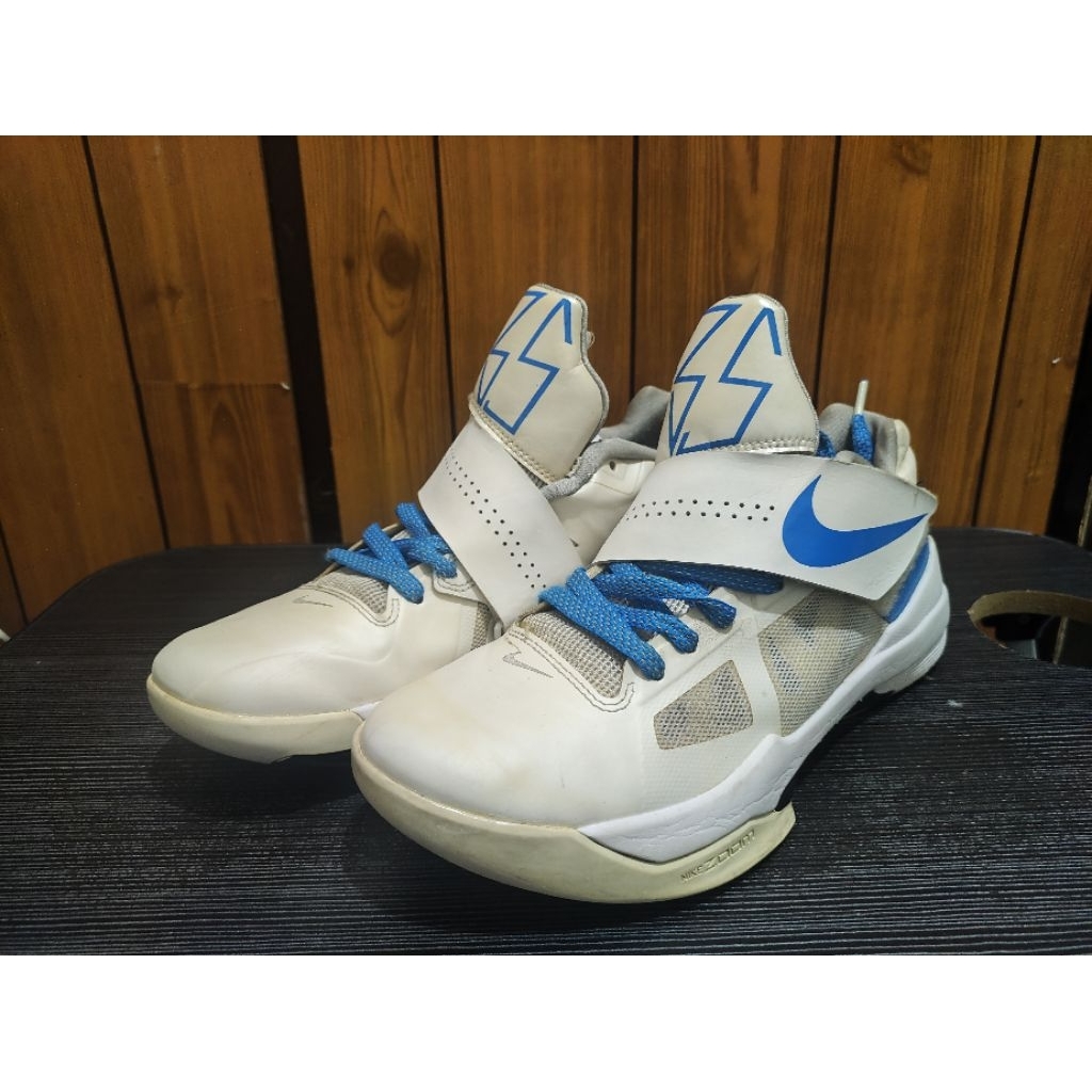 Nike KD 4 Think 16 "Thunderstruck"