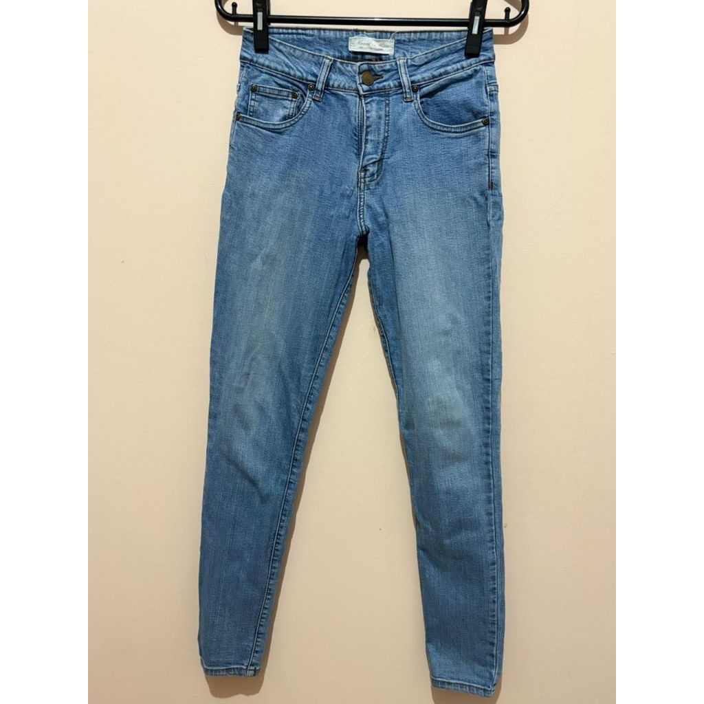 Celana Jeans Wanita - Novel.mice