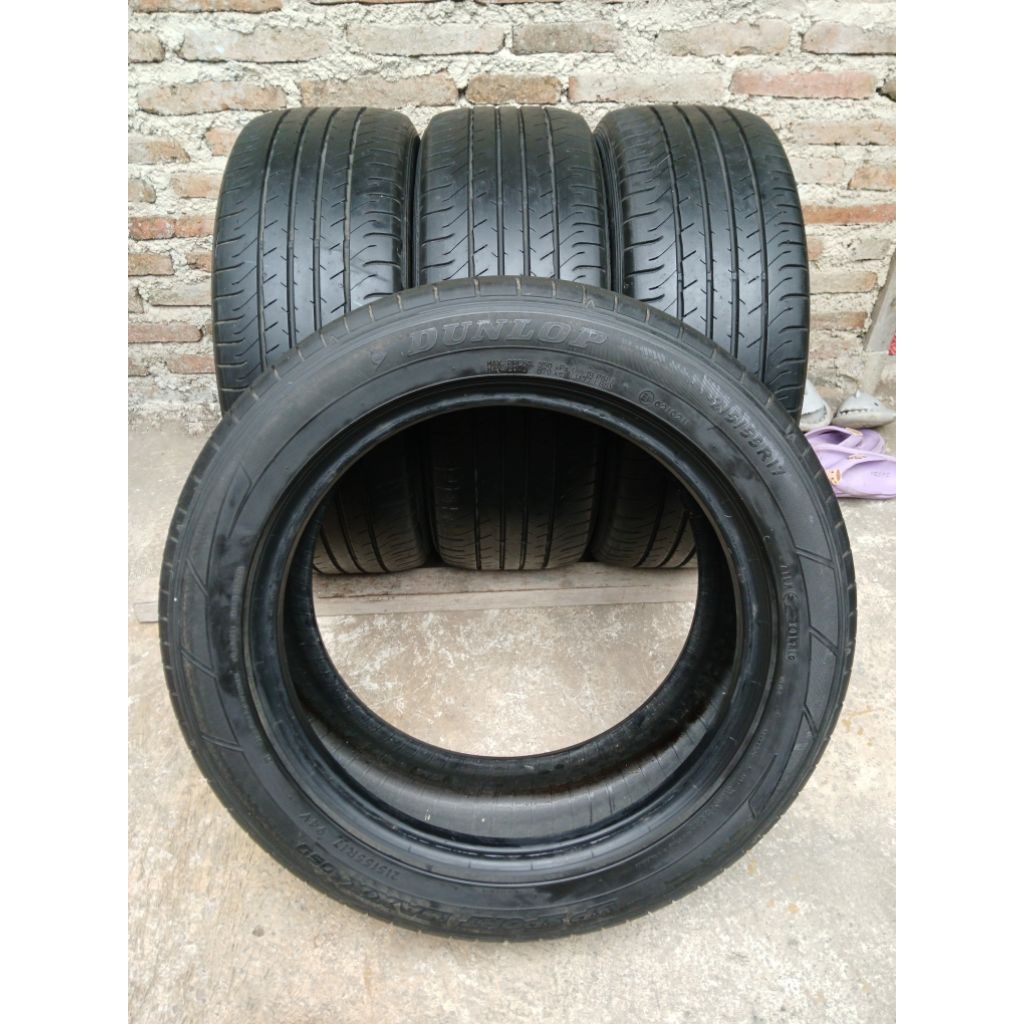 Ban Dunlop 215/55 R17