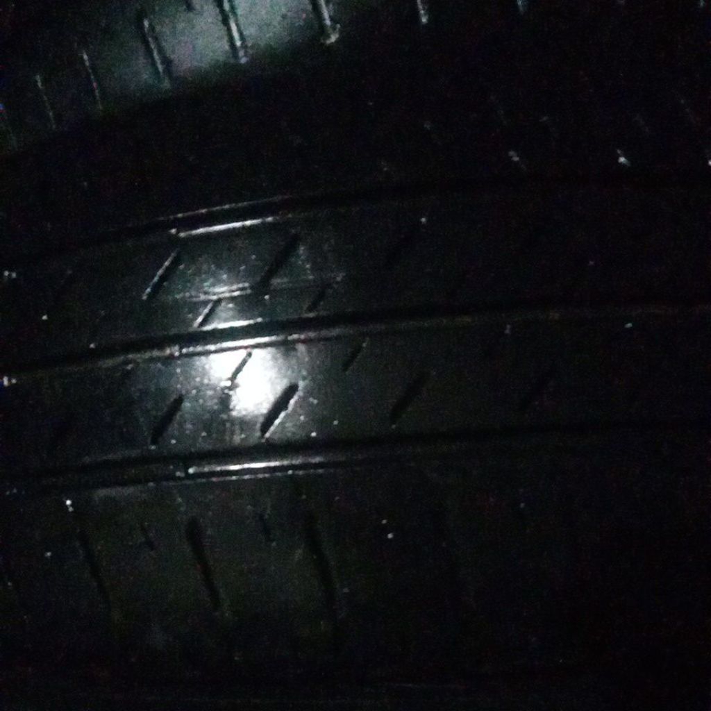 jual ban mobil ukuran 205/65 r16 kondisi 80 % tubels tahun 2022