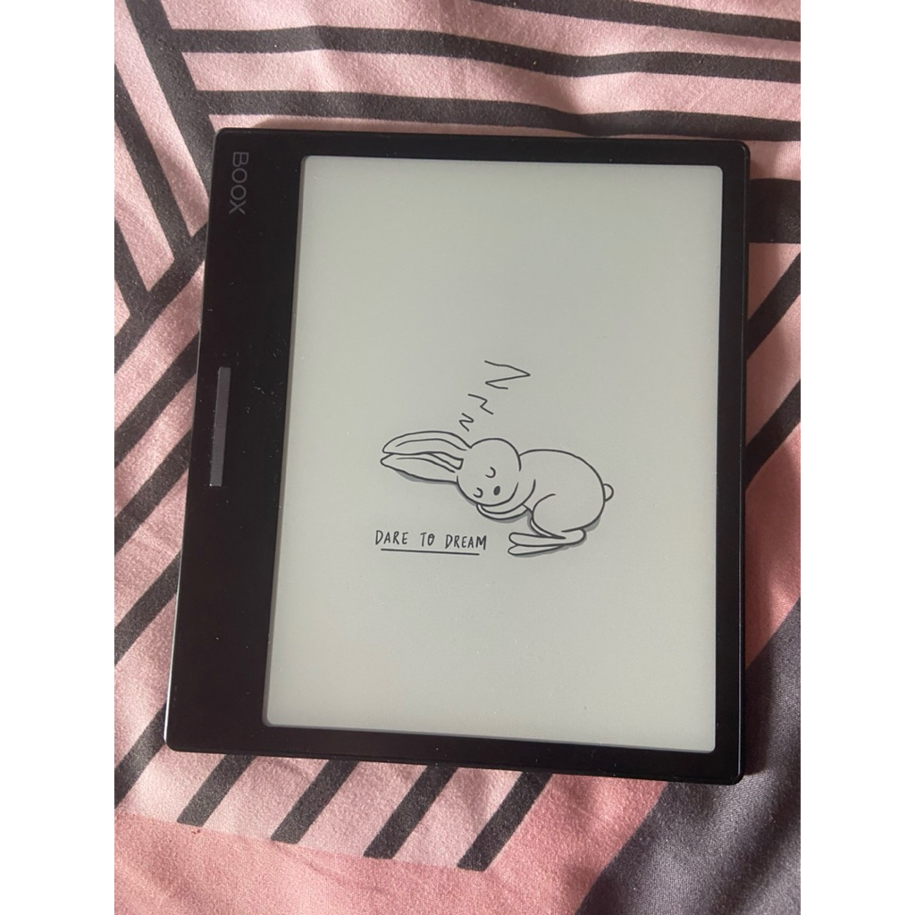 Boox Onyx Leaf 2 Second Preloved ereader kindle