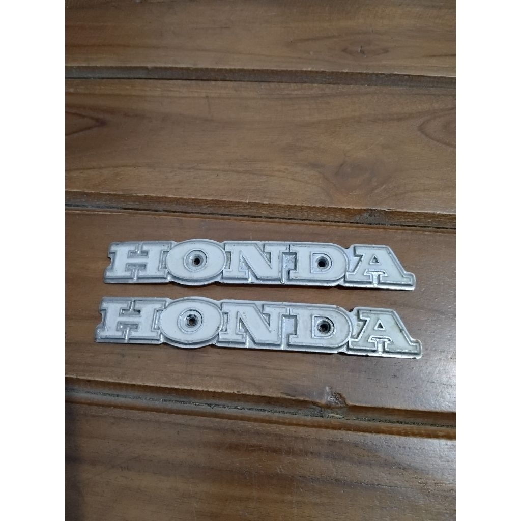 emblem tangki/tengki honda cg,cb125,benly original copotan