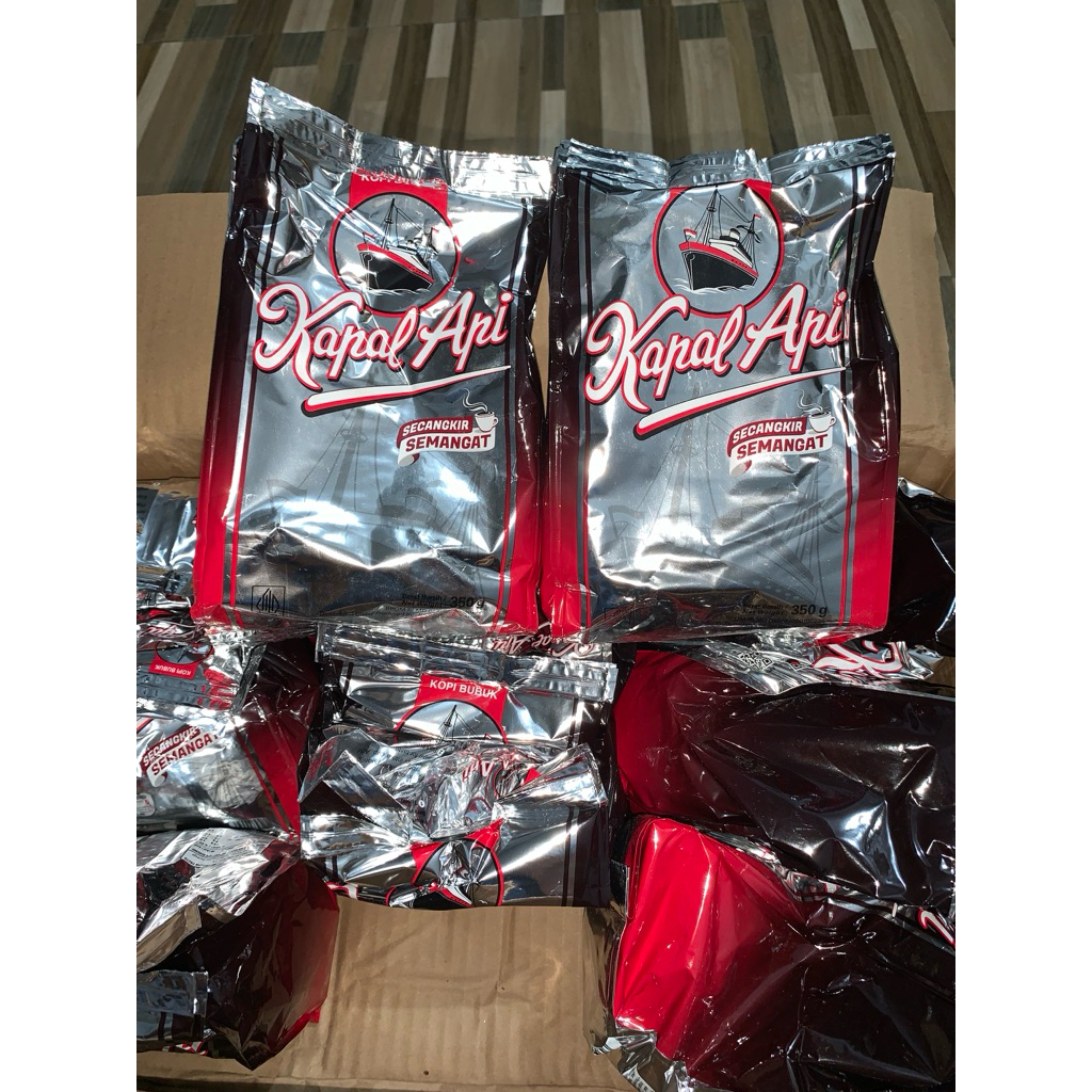 kopi kapal api //kopi hitam// kopi adukan//