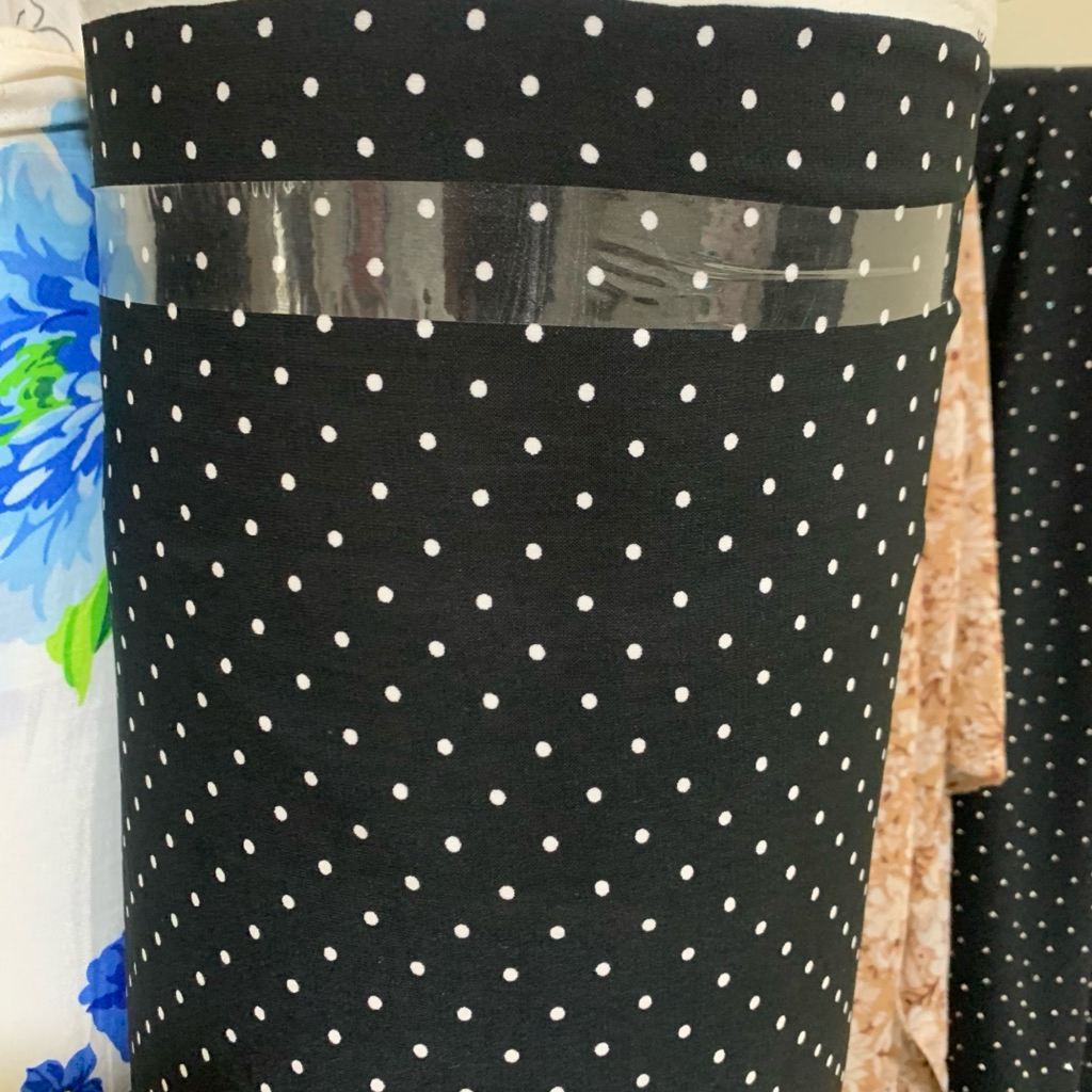 kain poly viscose motif polka - kain viscose polyster - kain viscose korea - kain motif polkadot