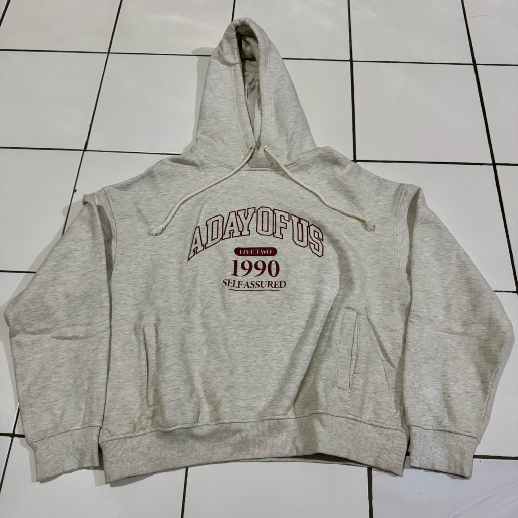 Sweater Hoodie Oioi Korea Abu Misty - Size L JUMBO