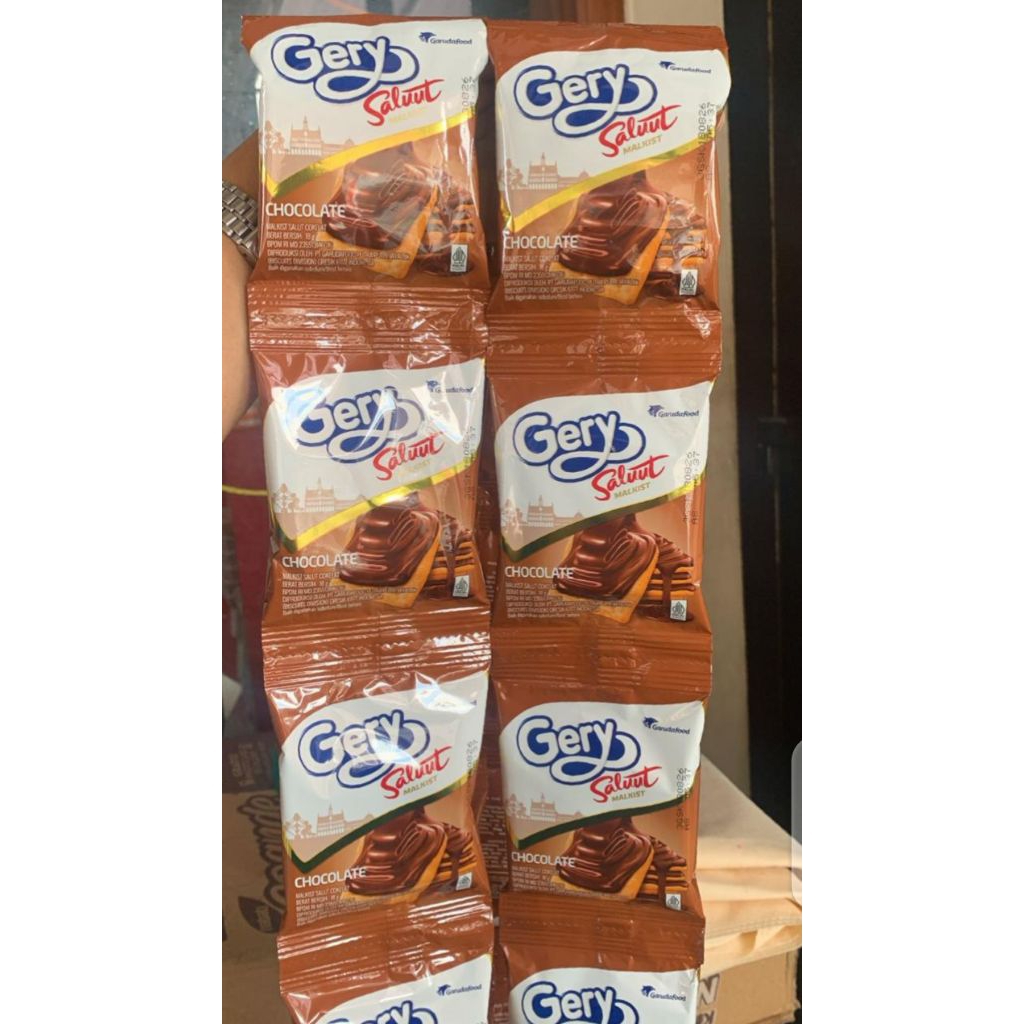 1 renteng/ renceng Gery salut coklat isi 10 pcs harga murah grosir bandung