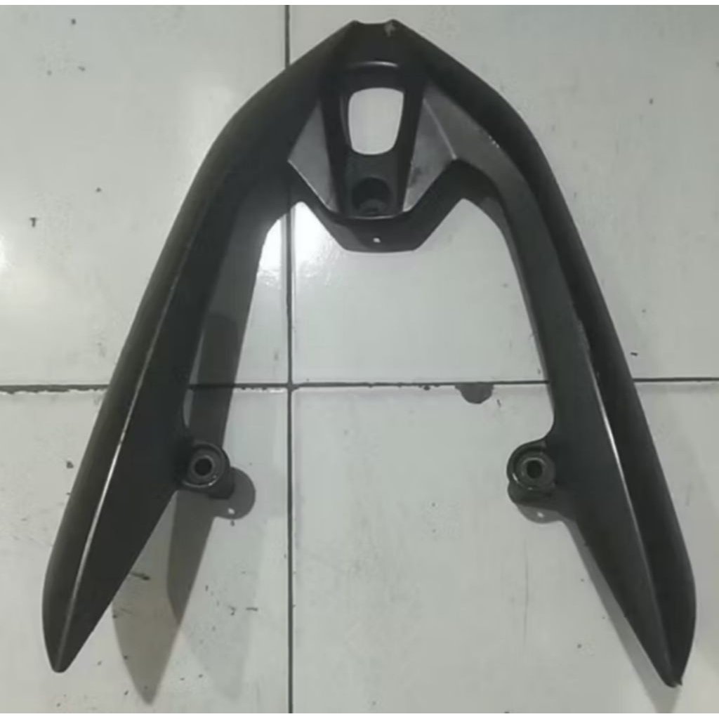 behel pegangan belakang jok Vario 125 LED new Original motor