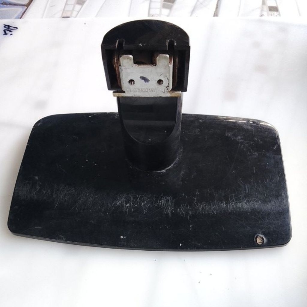 Kaki/Stand Monitor AOC N941WS