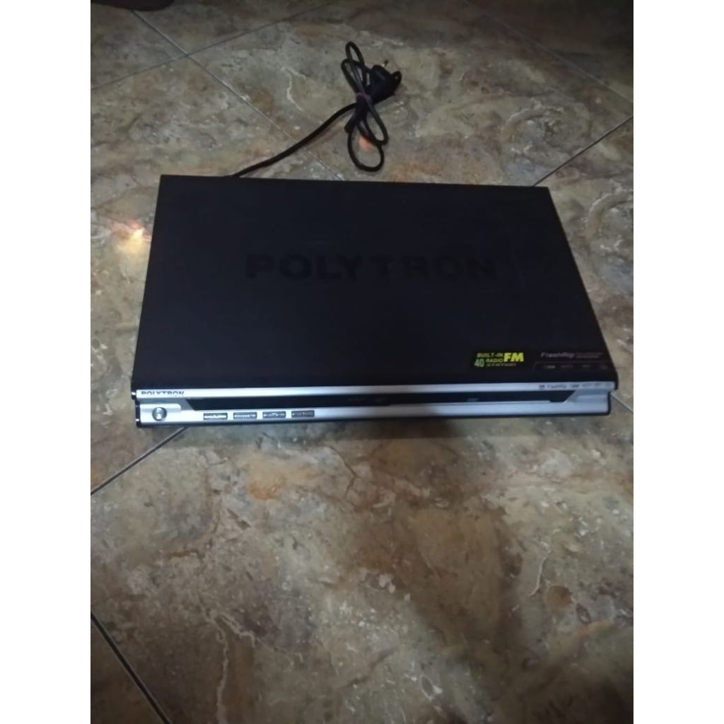 DVD VCD CD PLAYER merk Polytron USB normal tidak ada remot