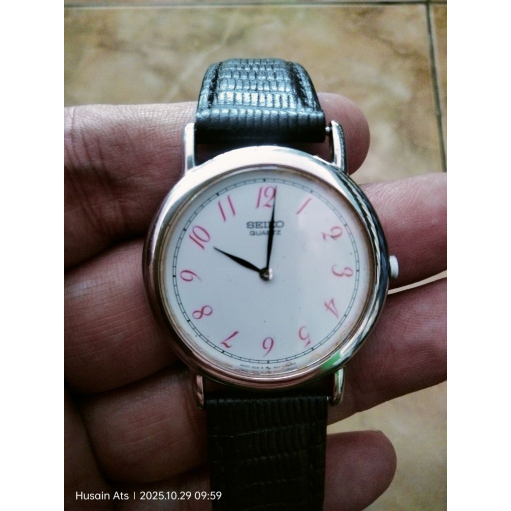 Seiko quart 2 jarum vintage mulus