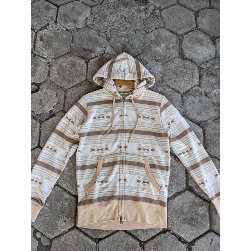 ZIP HOODIE UNIQLO NAVAJO CREAM