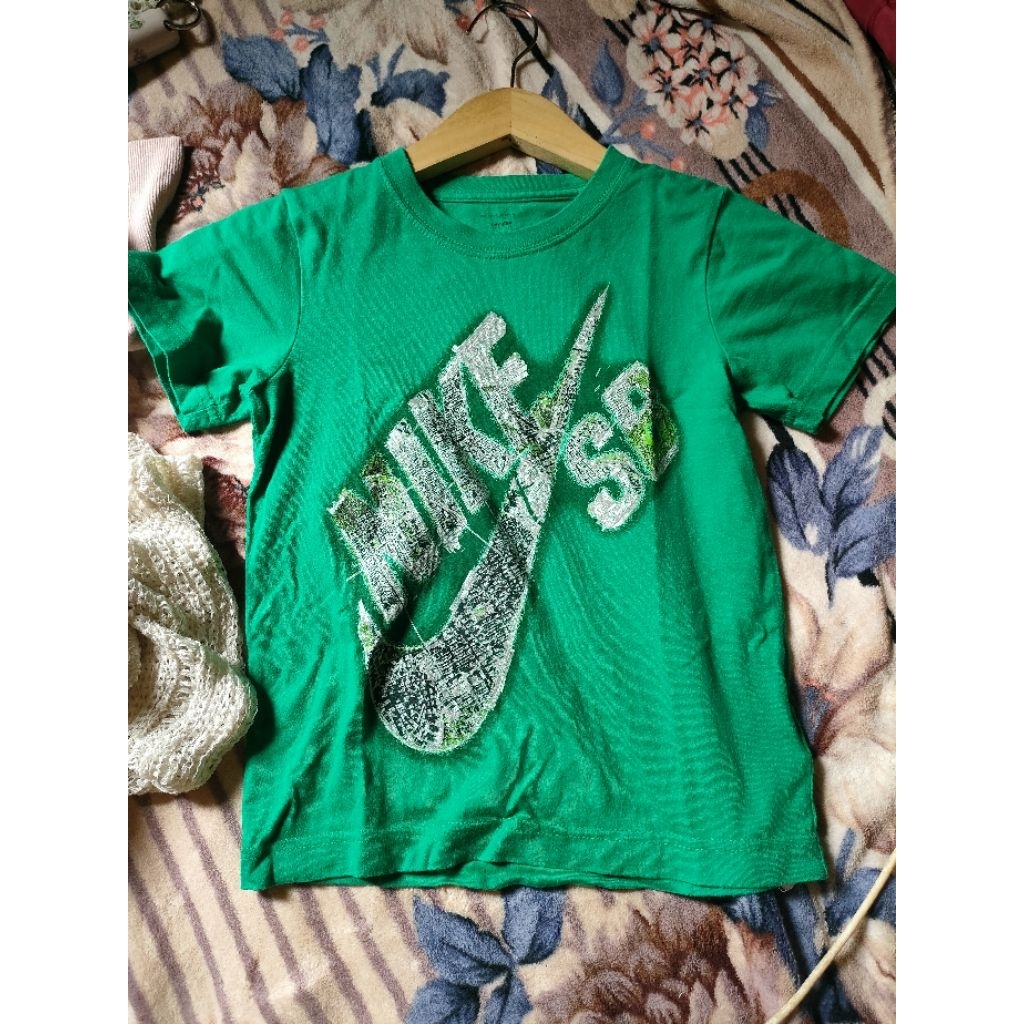 Nike baby tee
