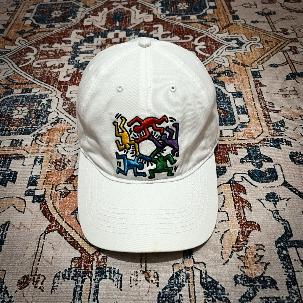TOPI KEITH HARING X MAD ENGINE