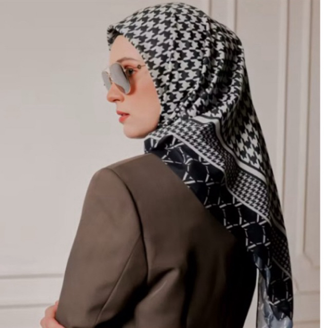 preloved / PL VIVI ZUBEDI