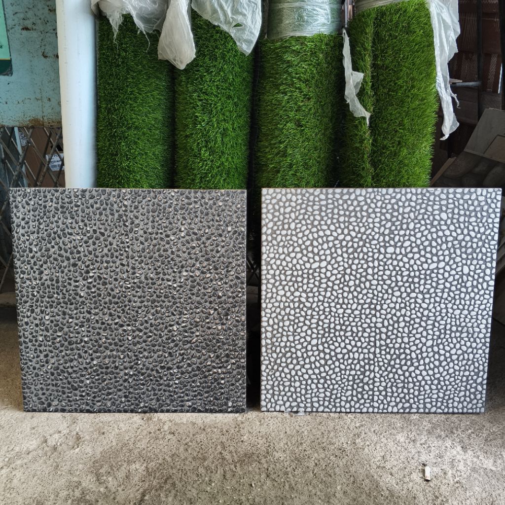 keramik 50x50 motif batu alam (kasar) / keramik lantai/ keramik carport/keramik taman/ keramik lanta