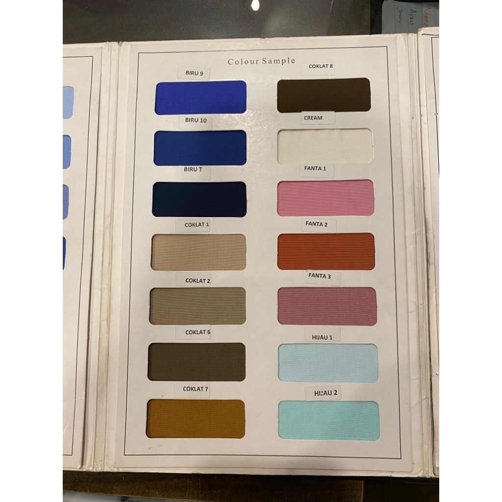 Kemeja Alisan Polos Lengan Pendek Reguler 16½ - 17½