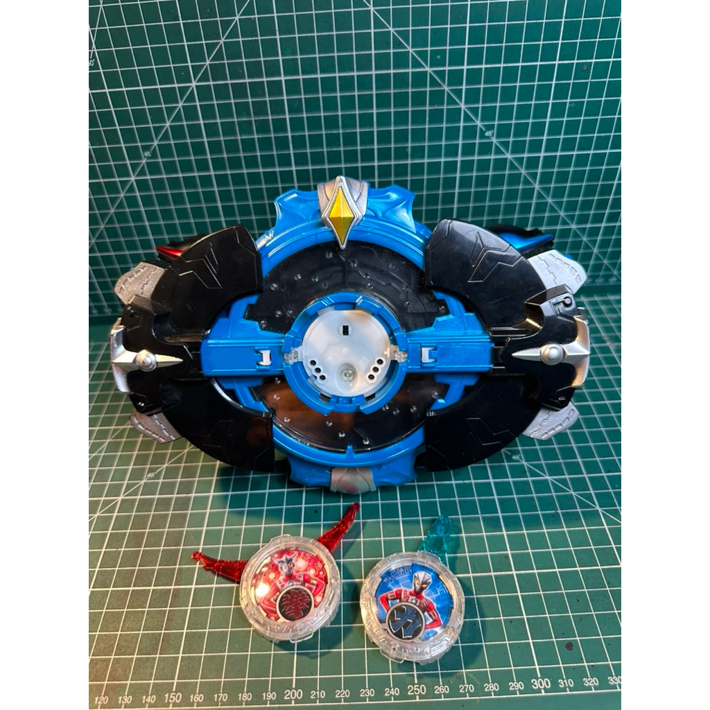 DX R/b Gyro Ultraman R/B