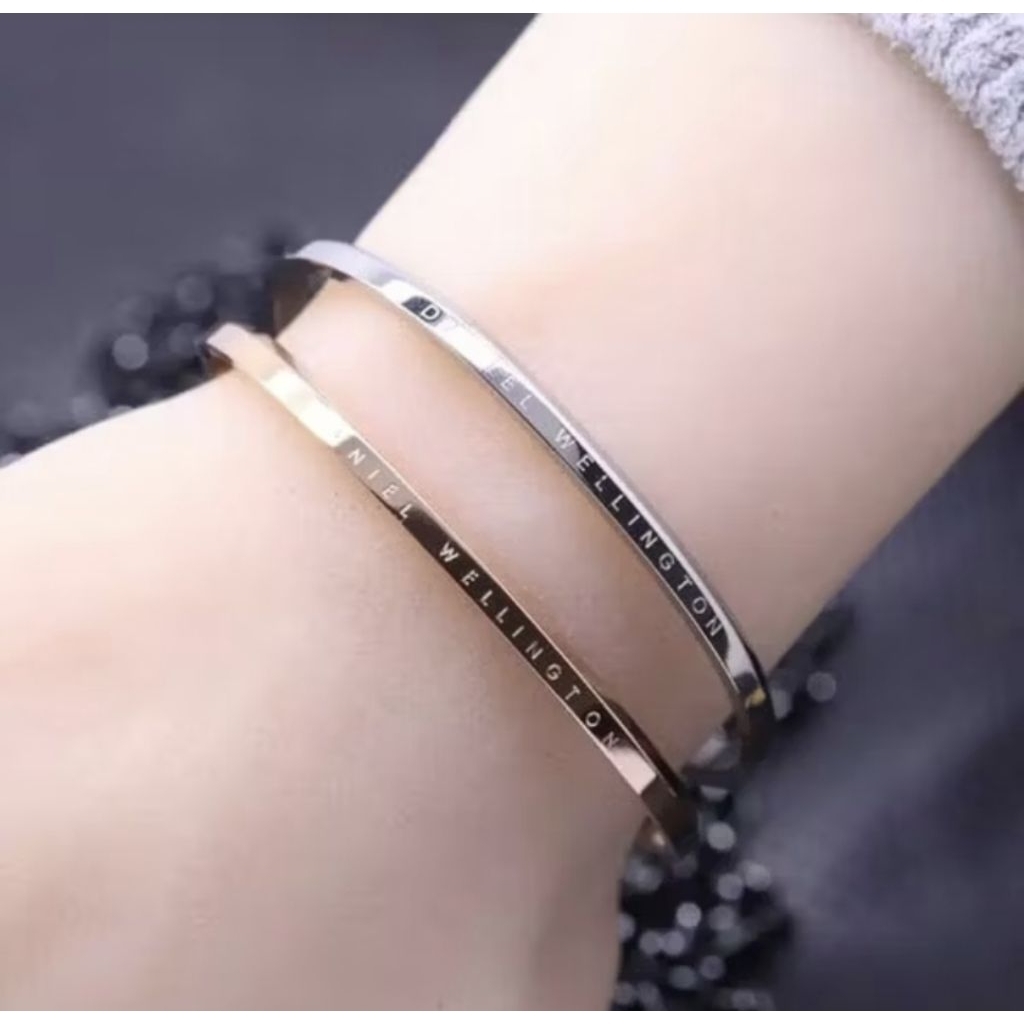 Gelang Titanium Model Slim Dan Lebar