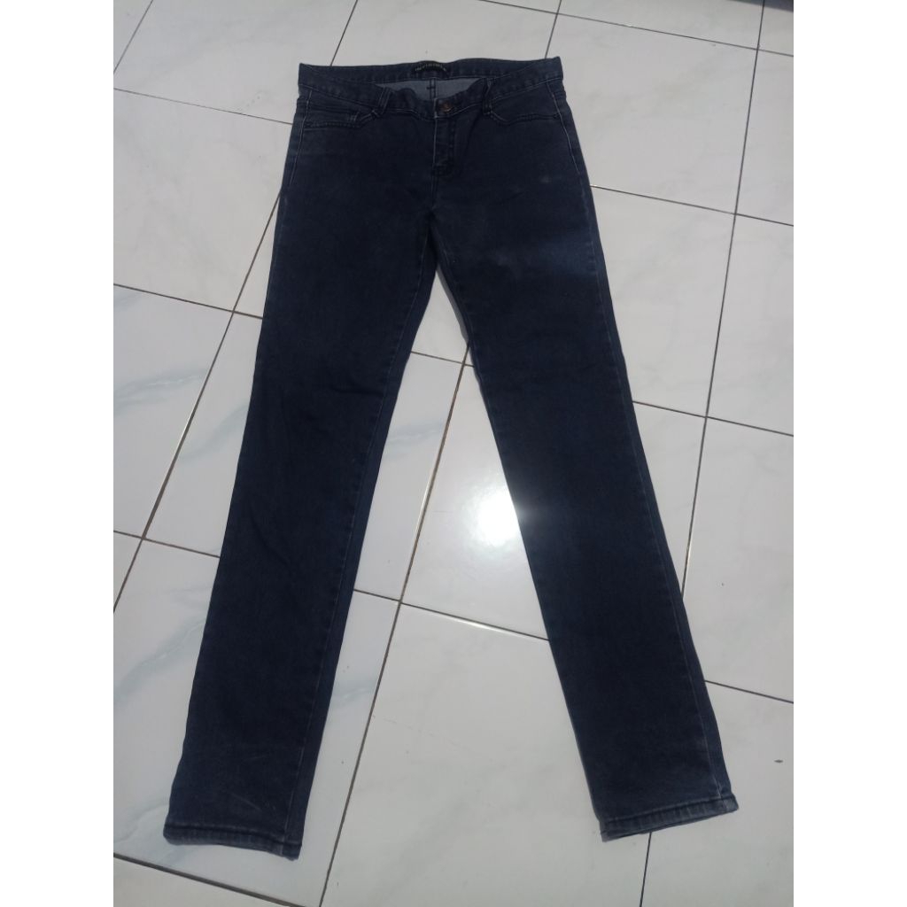 Celana Jeans Invisible SZ 30