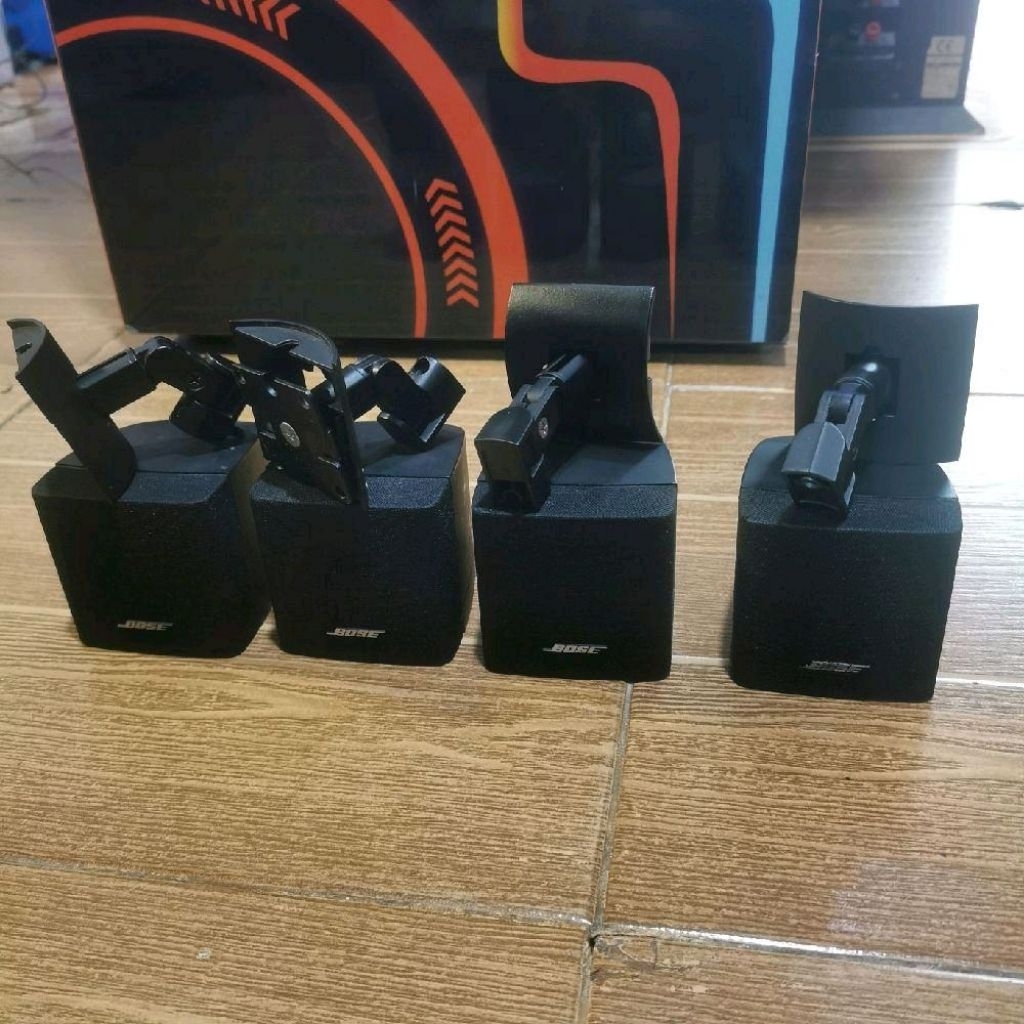 original bose free space satelite speaker