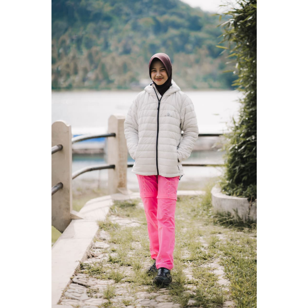 Celana Gunung Wanita Quickdry Outdoor Hiking