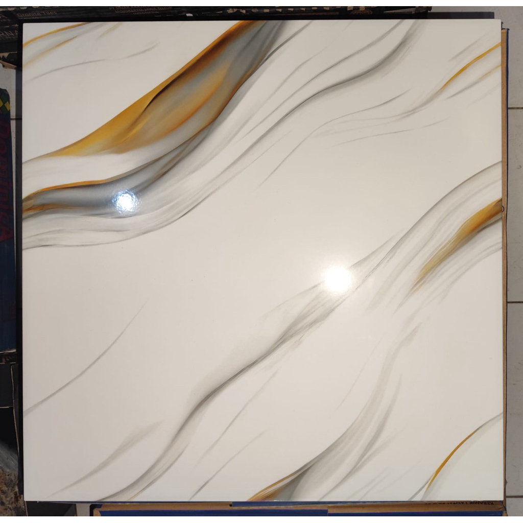 KERAMIK ICARUS FREYJA GOLD 50x50 (Glossy)