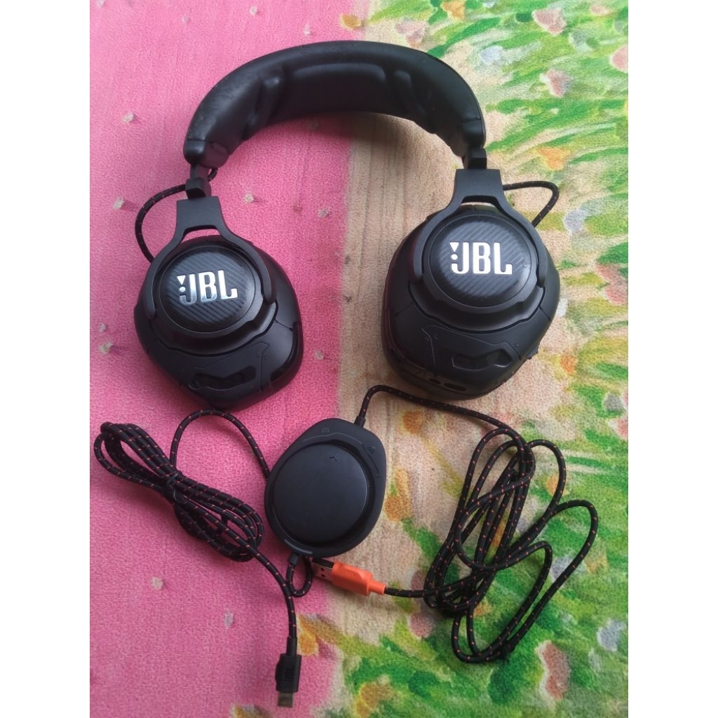 jbl Quantum one original