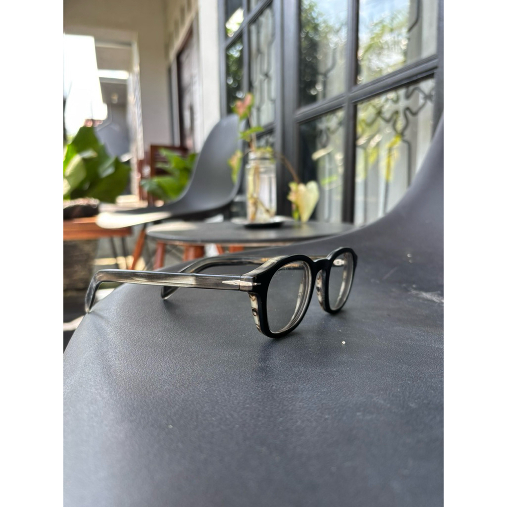 Kacamata Vherkudara Shoclat bekas