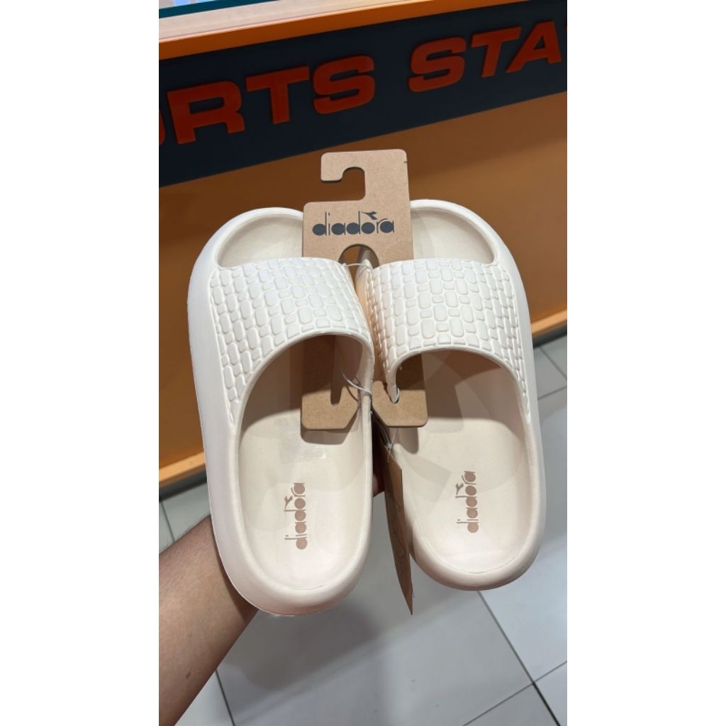 Sandal karet cewek Diadora size 36-40