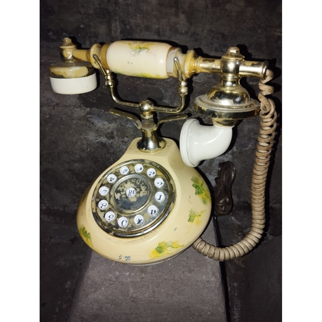 pesawat telepon model antik vintage collection retro