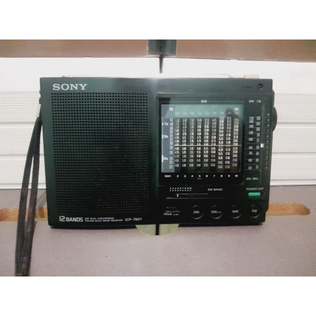 Radio sony icf 7601