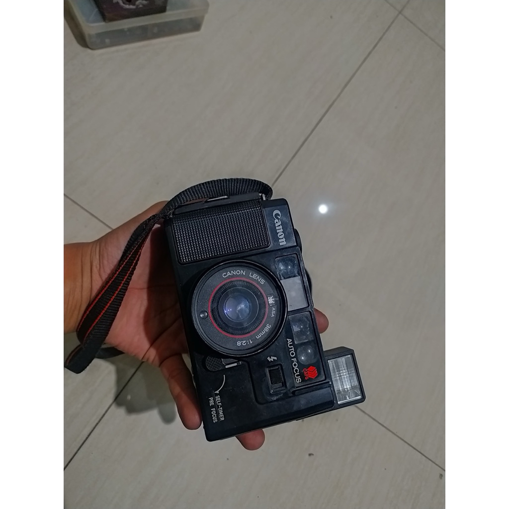 camera canon lens 1:28 jadul minus flas yang lain aman